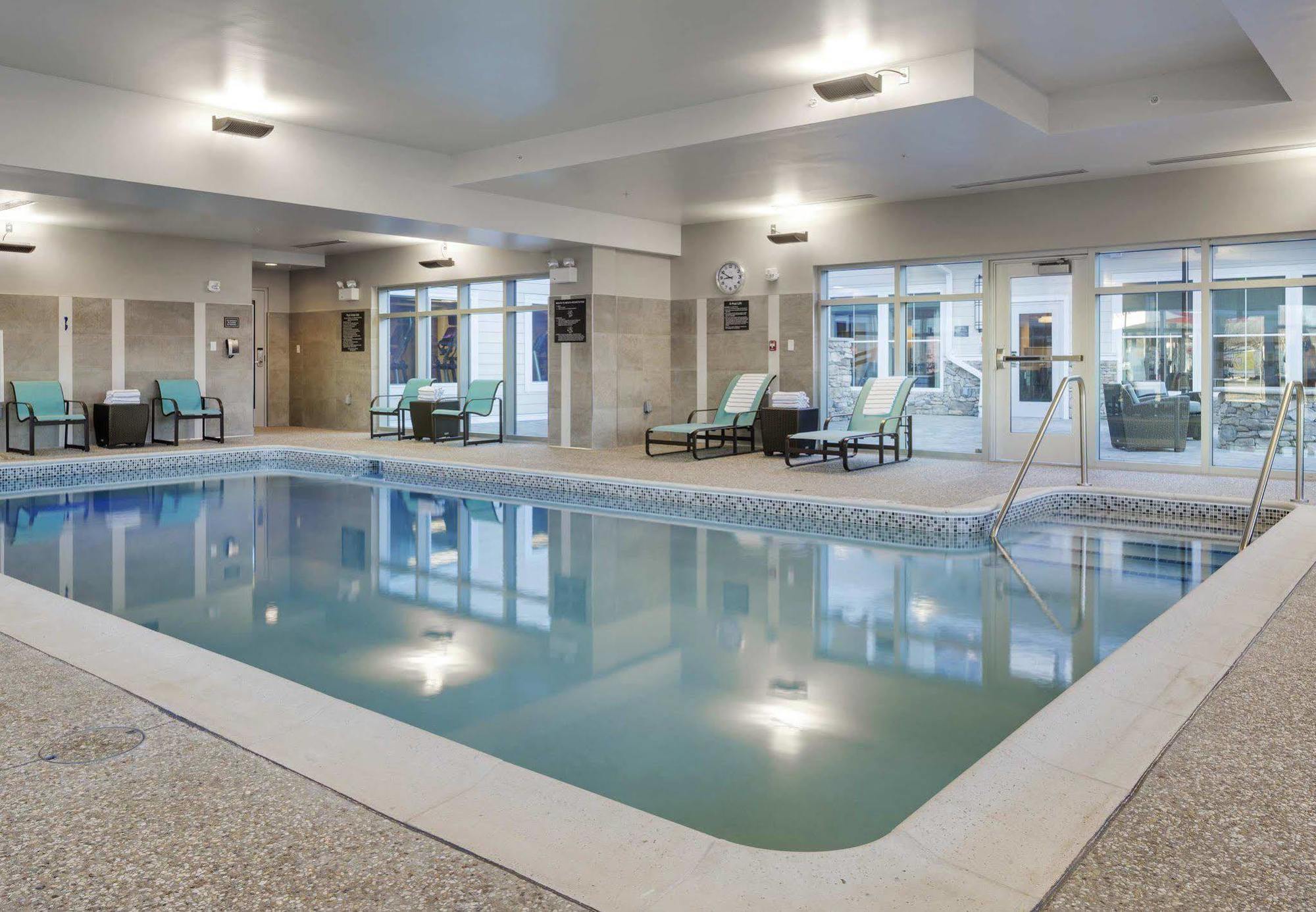 Residence Inn By Marriott Bath Brunswick Area Buitenkant foto